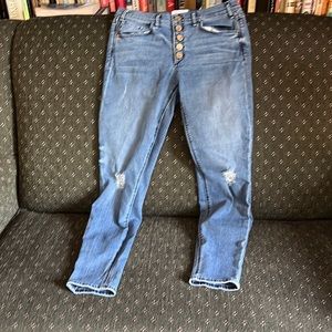 Skinny jeans stressed